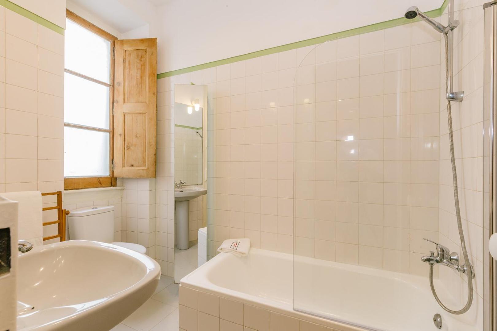 Rent4rest Castle View Family & Friends Bairro Alto Lissabon